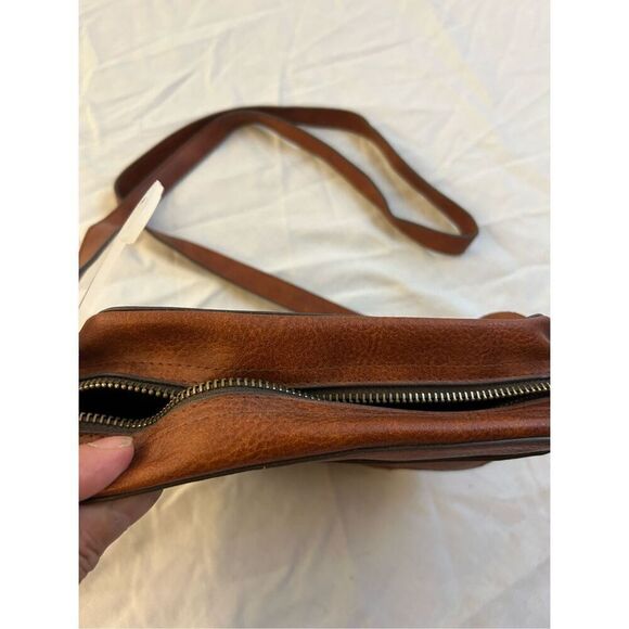 Time Tru Olivia crossbody faux leather brown purse 5"x9" new rn#52469 - Picture 4 of 11